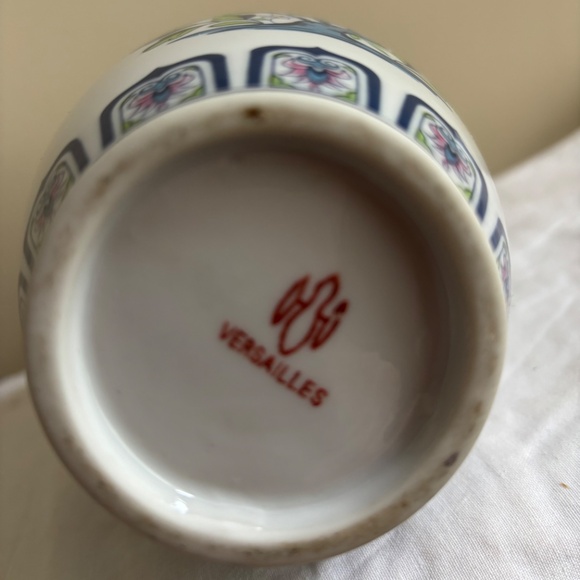 Versailles Floral Vase 10" - Picture 4 of 4